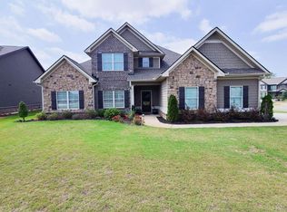 301 Weber Ct, Locust Grove, GA 30248