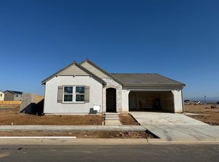 1151 Creekside Ave, Madera, CA 93636