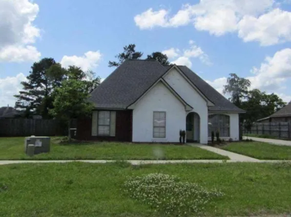 34297 Hawks Cv, Denham Springs, LA 70706