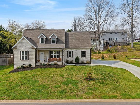 2nd image of 115 Crossroads Blvd