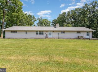 203 Ridge Rd, Carlisle, PA 17015