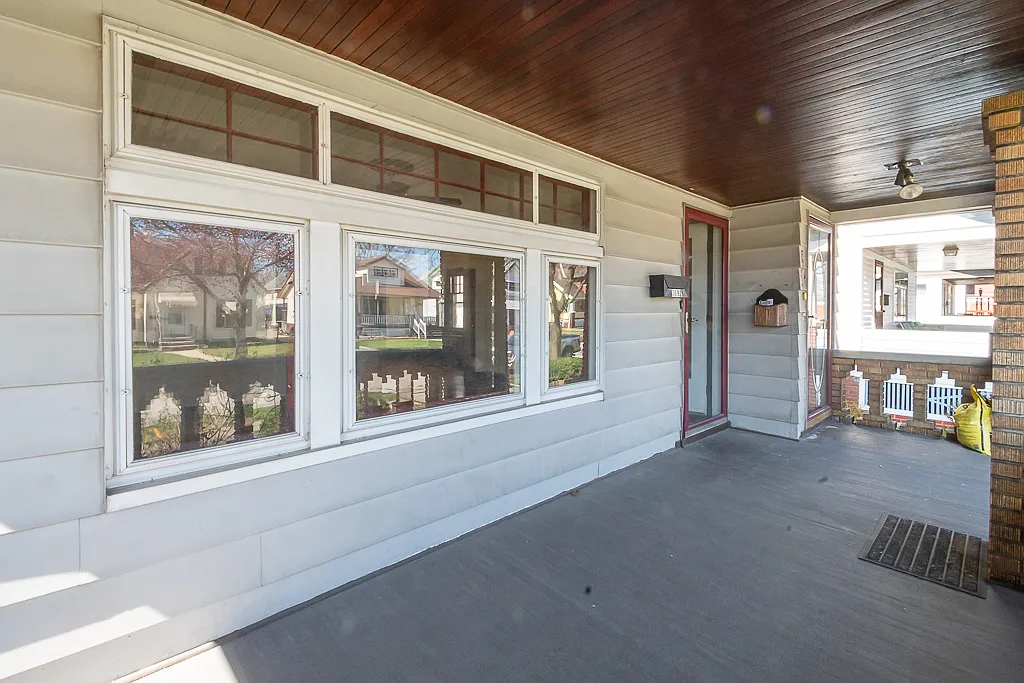 3690 W 137th Street — Photo 3