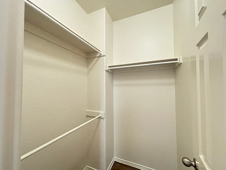 7508 Lazy Spur Blvd — Photo 13