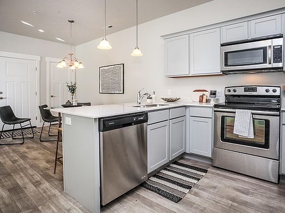 3rd image of 14488 S Selvig Way Unit G201