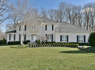 12 Field Point Dr, Holmdel, NJ 07733