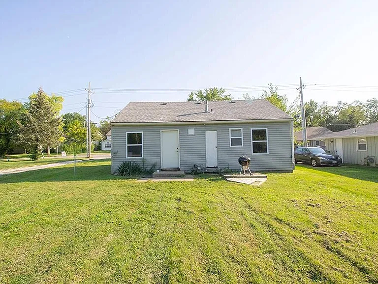 1507 W Worley St — Photo 28