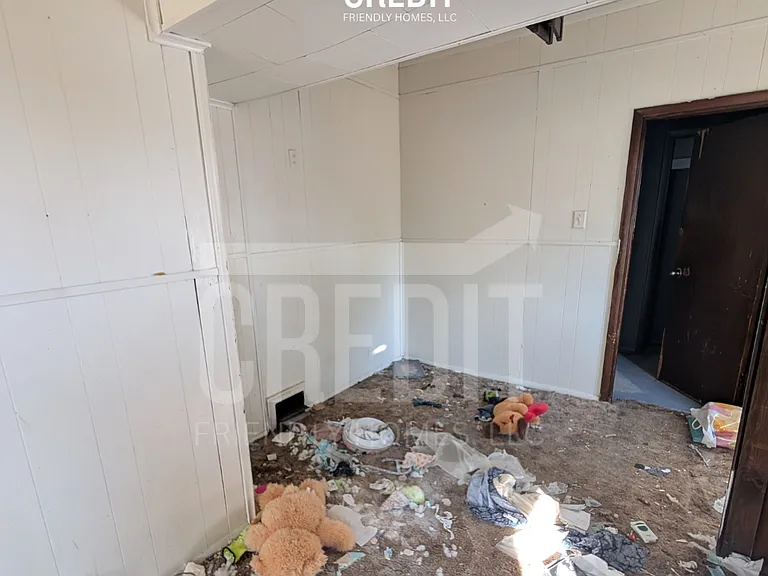 422 S Louisa St — Photo 7