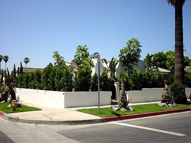 2nd image of 547 N Stanley Ave