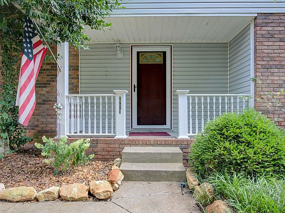 2nd image of 2221 Kim Dr