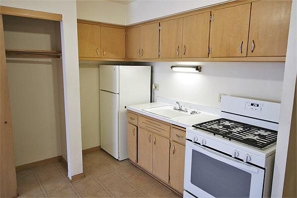1st image of 1851 N Oakland Ave #3-03