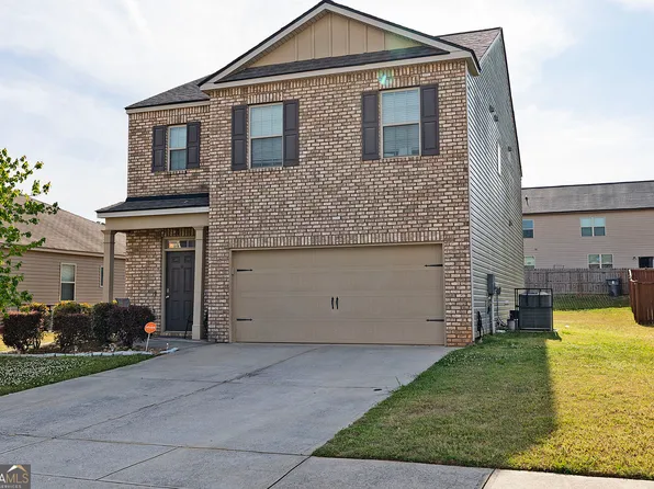 2084 Sawgrass Dr, Hampton, GA 30228