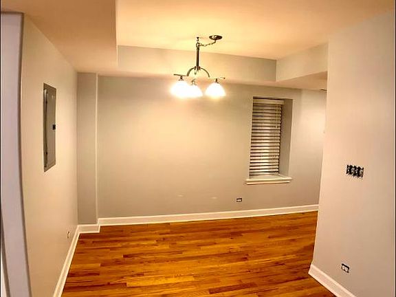 5th image of 2341 N Albany Ave #G