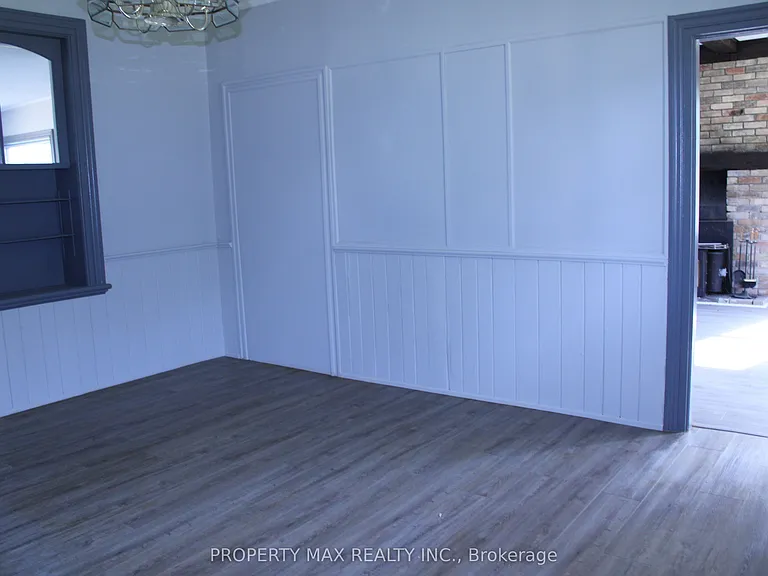 5363 Davis Dr — Photo 13
