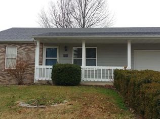 33 Christine Dr, Shiloh, IL 62221