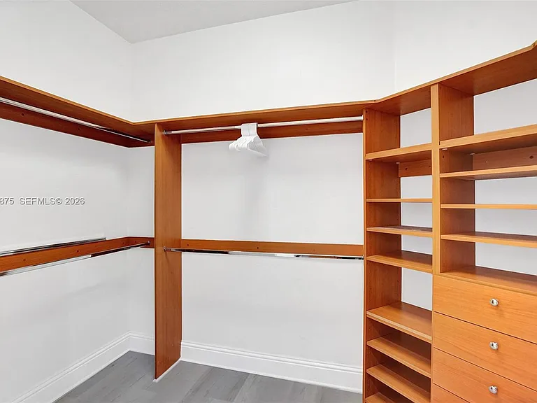 1207 SW 21st St — Photo 45