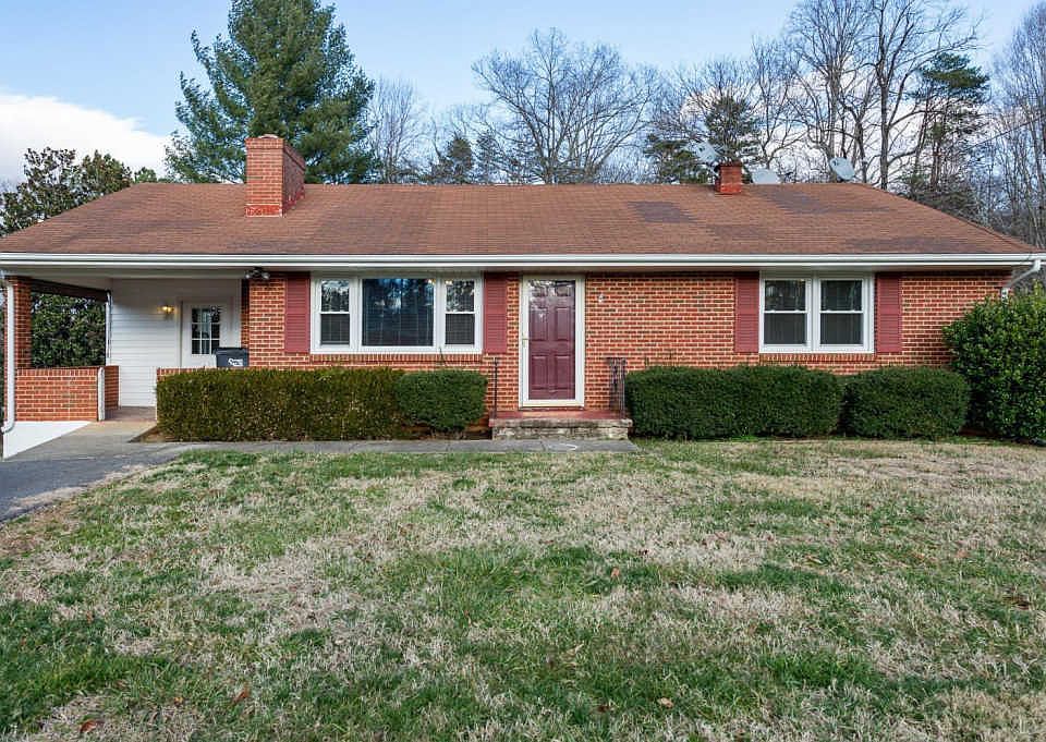 1st image of 210 Wellview Dr