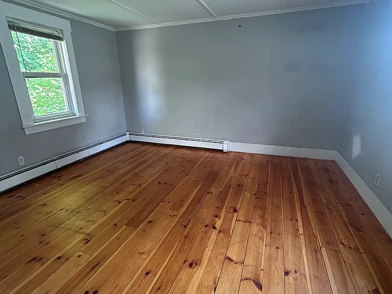 140 Court St #A — Photo 12