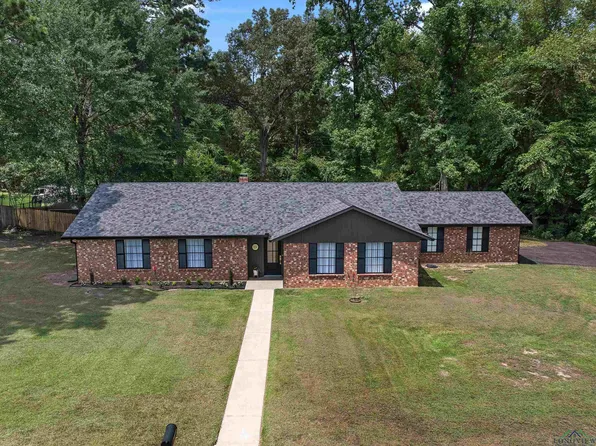 19 Circle Rd, Longview, TX 75602