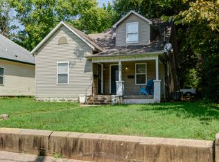 933 E Locust St, Springfield, MO 65803