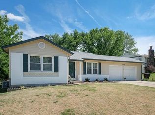 123 Mill Side Dr, Saint Peters, MO 63376