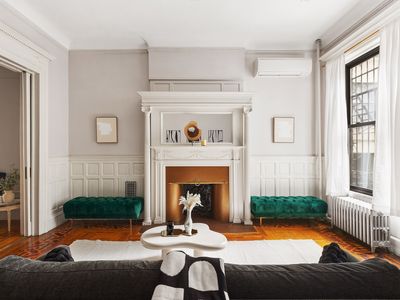 202 W 137th St, New York, NY, 10030