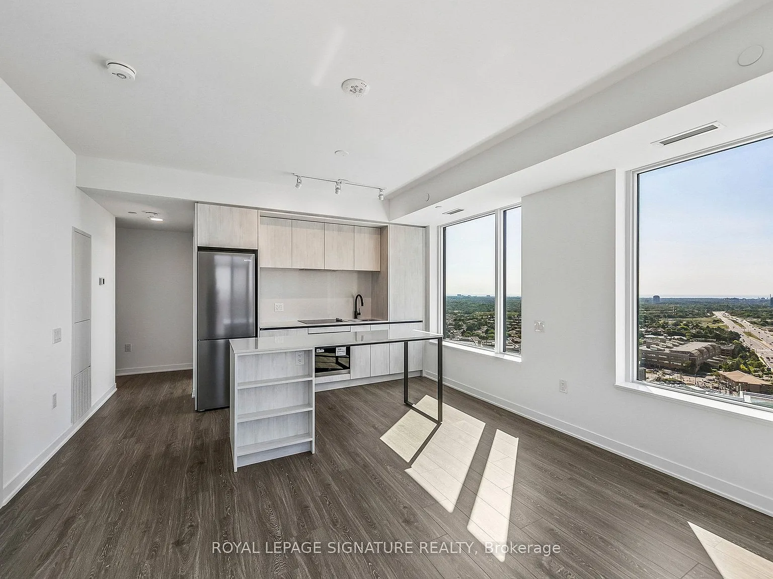 2 bed, $2,995 — Photo 4