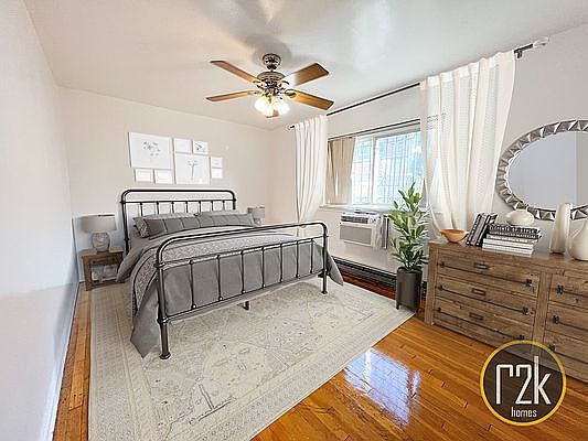 2nd image of 21-30 Hoyt Ave S #3