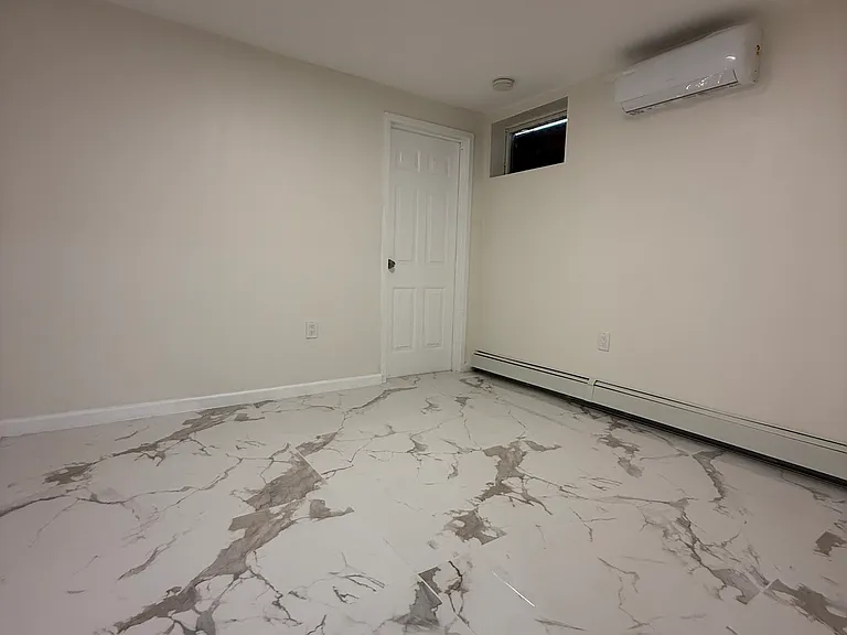1937 Briggs St #1B — Photo 8