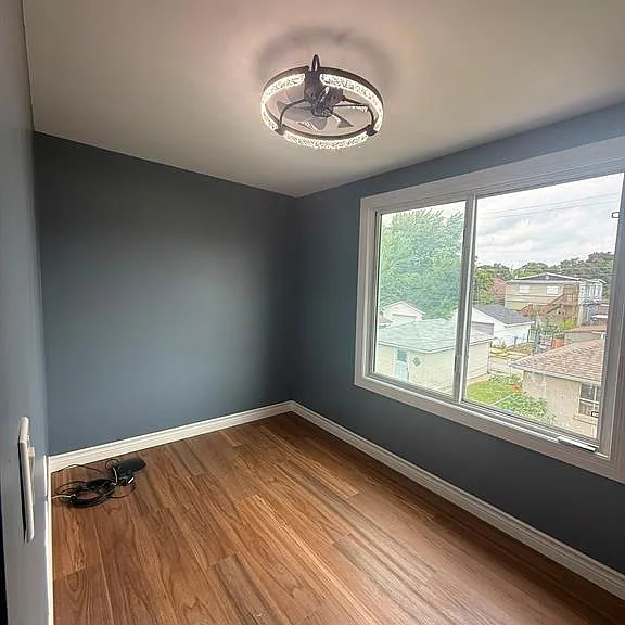 1058 Moy Ave — Photo 14