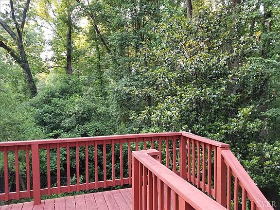 5th image of 2032 Royal Oak Way