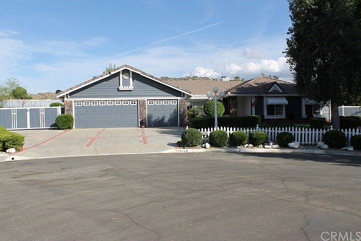 29369 Birdy Ct, Nuevo, CA 92567 | Zillow