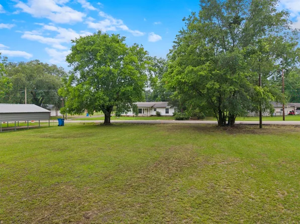 1004 N Spring St, Grand Saline, TX 75140