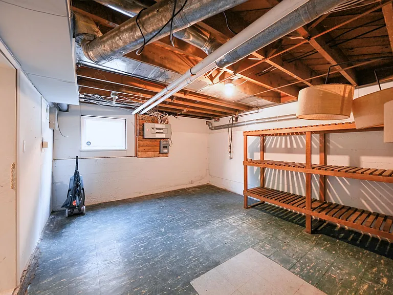 3775 Emerald Dr — Photo 25