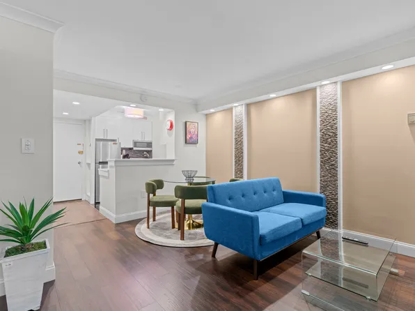 2030 F St NW, Washington, DC