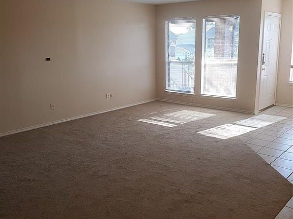 4th image of 5024 Winder Ct APT C