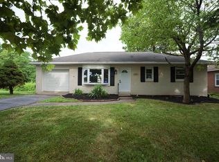1020 Hanover Rd, York, PA 17408
