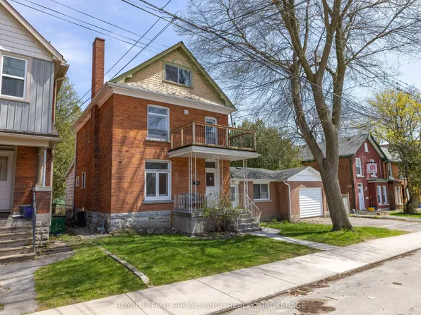 279 Frontenac St, Kingston, ON K7L 3S9