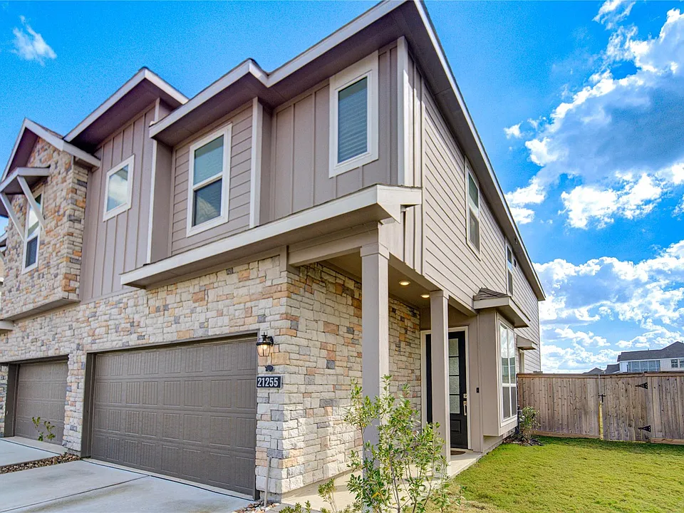 21255 Doubtful Canyon Dr