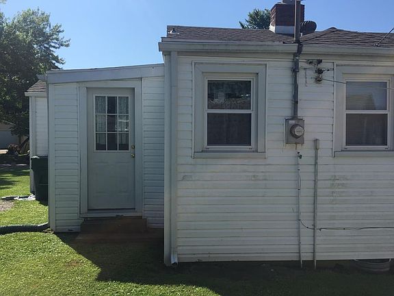 5th image of 2610 E Cloverdale Dr