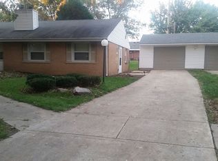 3206 Cameron Dr APT B, Champaign, IL 61822