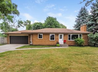 2926 Byron Center Ave SW, Wyoming, MI 49519