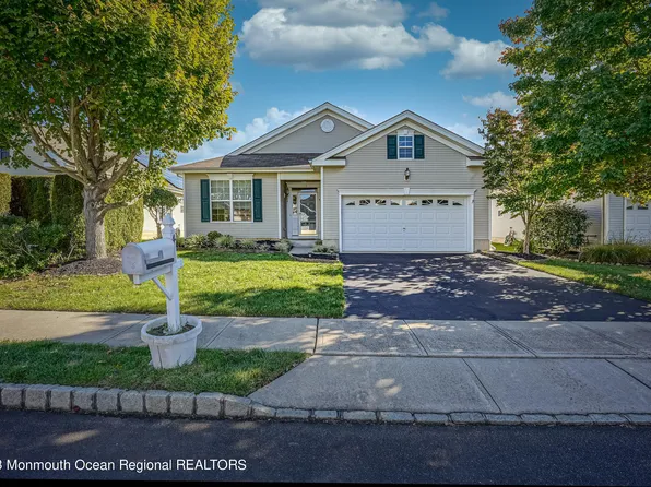 4 Harbor Place, Barnegat, NJ 08005