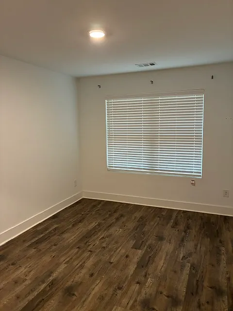spare bedroom 1