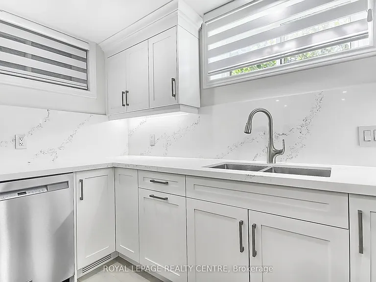 1087 Orchard Rd #LOWER — Photo 12