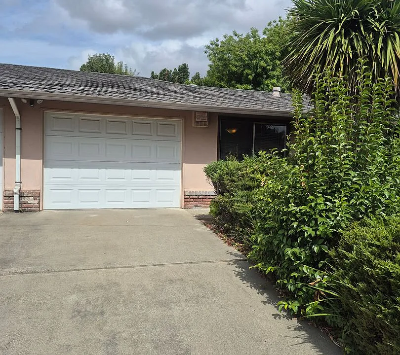 6886 Westmoreland Way