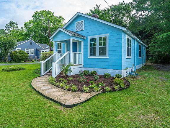 3rd image of 1146 Bennett Cir