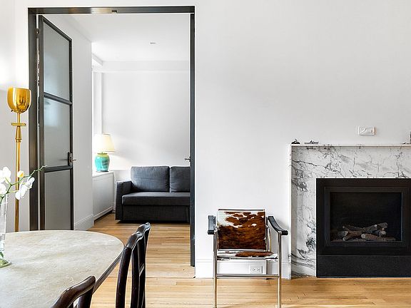 2nd image of 205 W 89th St APT 8L