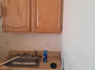 1653 Harrison St #1F, Philadelphia, PA 19124