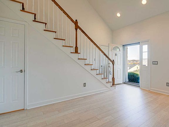 5th image of 1636 Brentwood Pointe