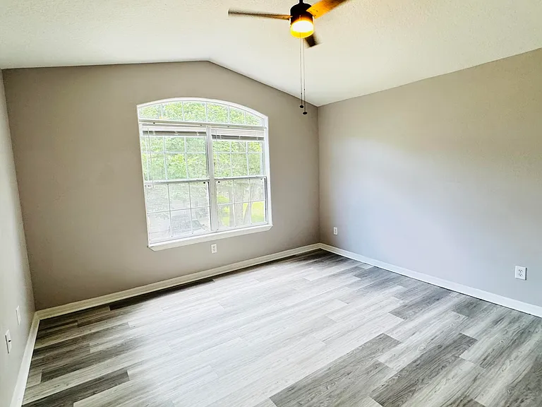 1575 Megan Bay Cir — Photo 7